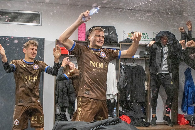 最终使得项 最终使得项